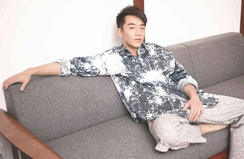 跑男路透照曝光，小猎豹风采不在，提前步入中年油腻男行列