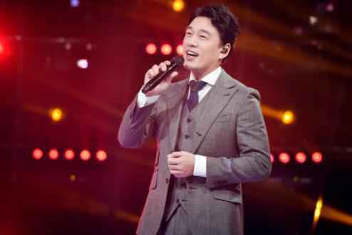 陈学冬卢靖姗粤语对唱被赞完美，《跨界歌王》今晚都是有故事的歌