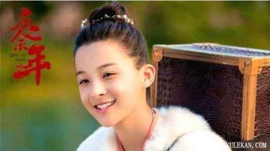 苦荷为什么不给叶轻眉报仇 既然那么崇拜她？