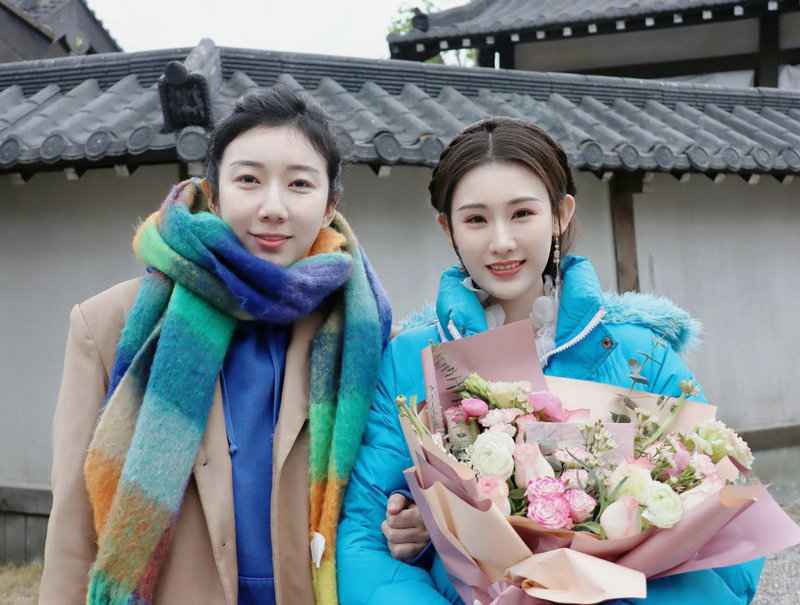 《珠圆玉润也倾城》杀青，王婉中挑战出演“双面才女”走心演技获导演制片人称赞