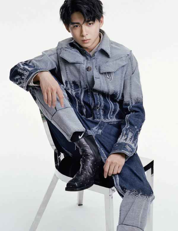 Paraboy | 这个伞兵有点儿冷