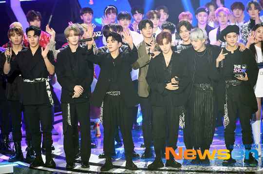 MONSTA X《THE SHOW》夺一位:「跌倒也会再站起来」