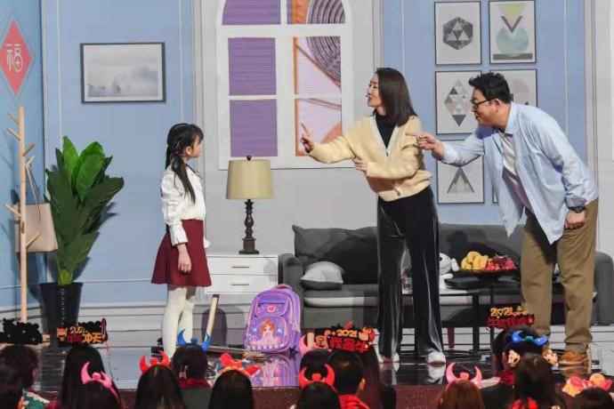 尹正宅男形象惹人爱,高亚麟王成思北京台春晚首次同台