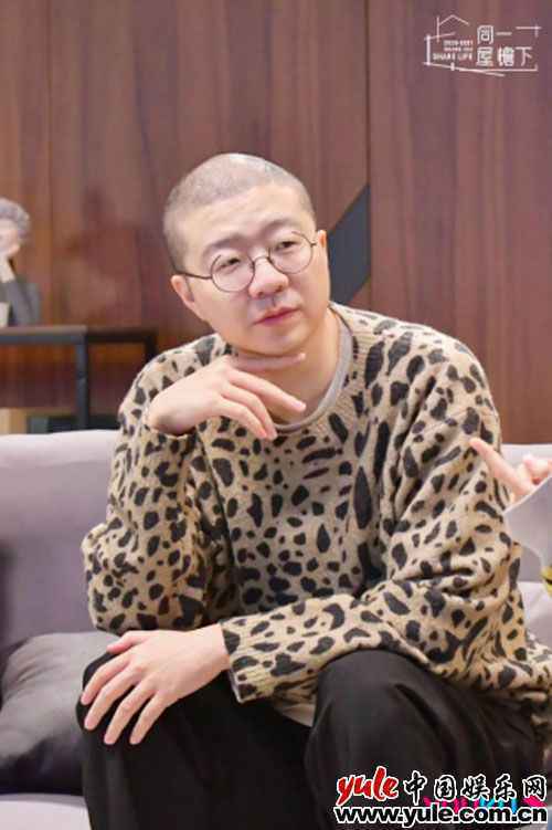 《同一屋檐下》王天奇面试受挫获李诞鼓励,魏大勋被陈柳明圈粉