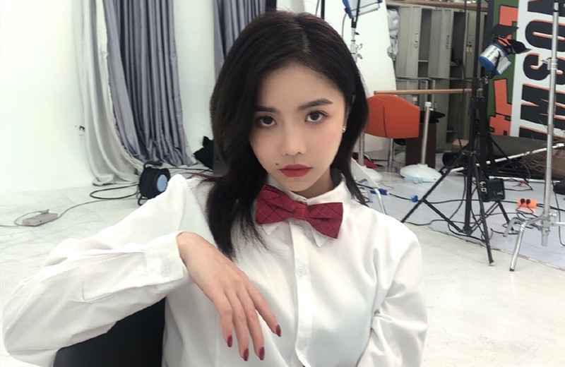 安崎凭实力拿第四，提起粉丝哽咽发言：会为你们拼命，太感动