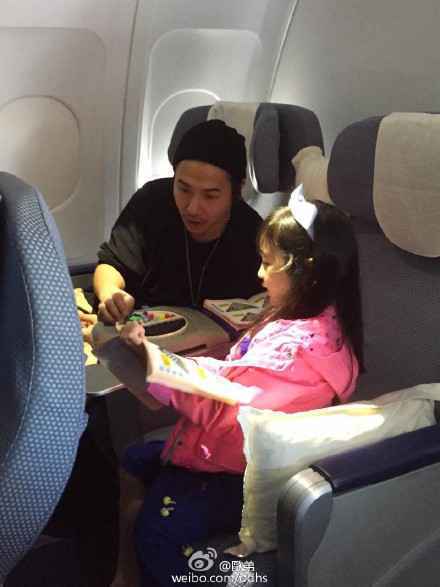 小公主遇上怪蜀黍 网友直呼欧弟放开夏天