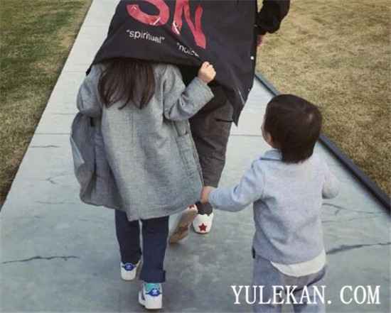 黄磊晒孩子日常家庭照 网友们为什么纷纷直呼好羡慕?