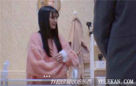 郑爽为什么两天两夜不睡觉，一直收拾东西？有强迫症吗？