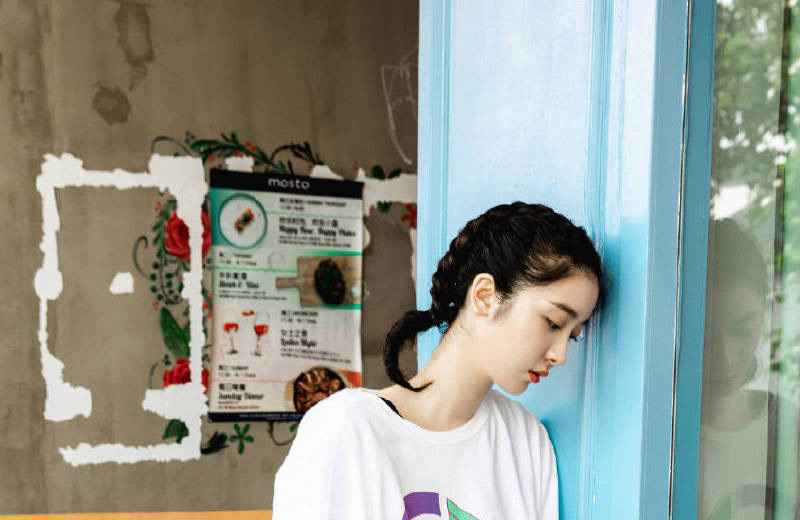 《青春有你2》赵小棠承认打瘦脸针，直言哪个艺人不微调？