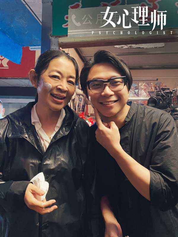 倪萍新剧《女心理师》杀青十年复出与杨紫合作母女