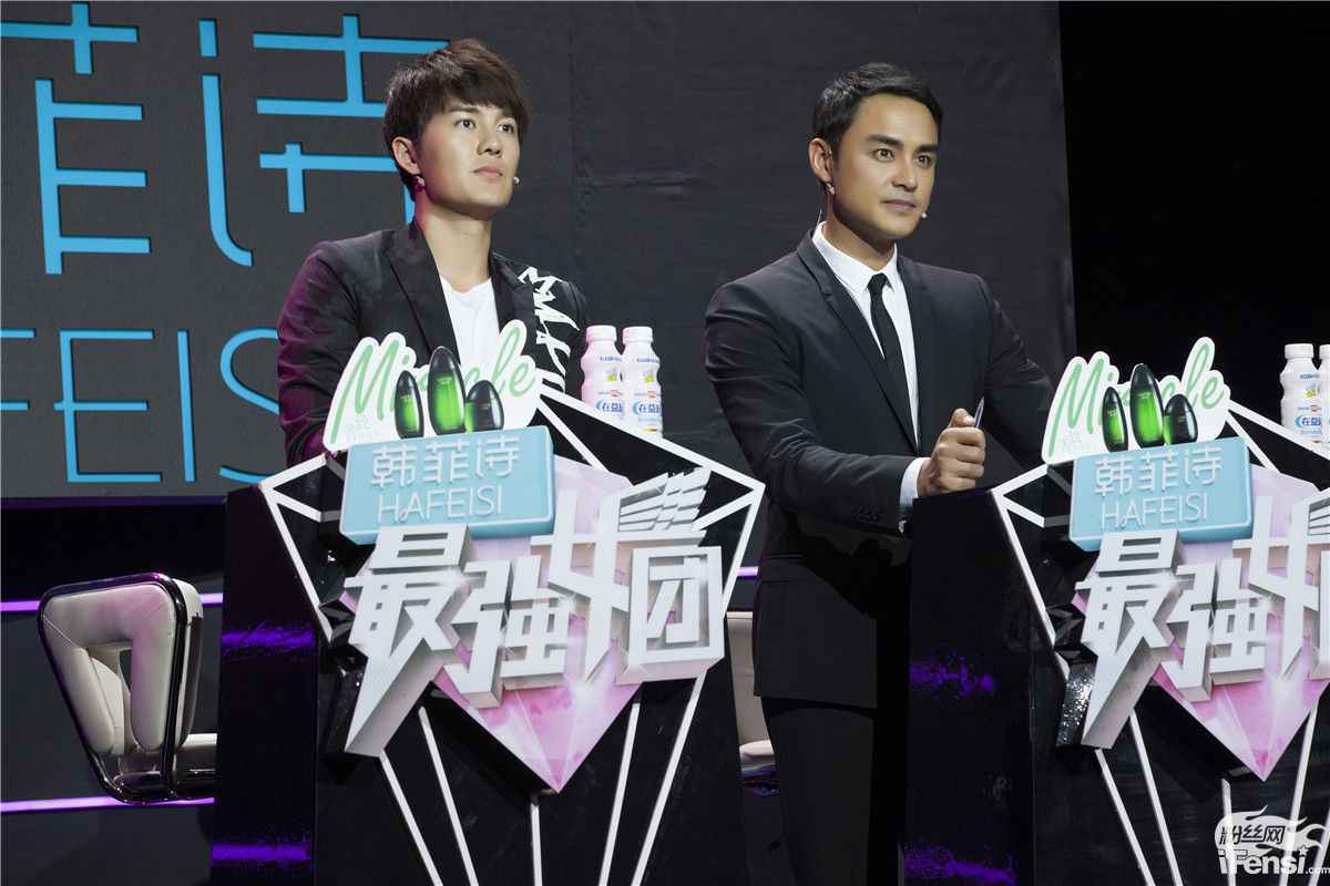 明道《最强女团》遇意外 暖男气质尽显