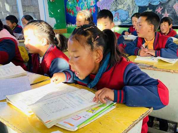 用歌声唱出爱的旋律，刘昱均公益歌曲《候鸟的呼唤》首发上线