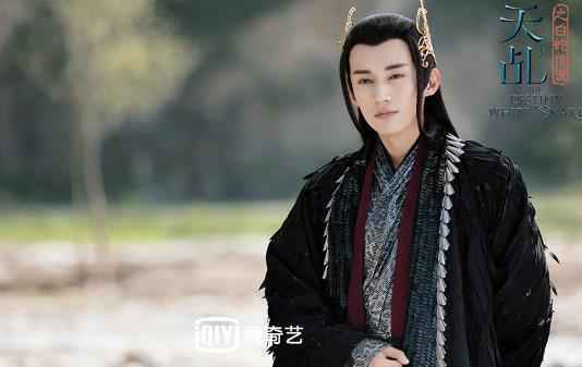 《天乩之白蛇传说》妖帝设计掳走白夭夭 任嘉伦刘学义“情敌PK”火药味十足