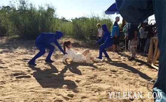 赵丽颖复工当天超敬业 粉丝为什么吓得直哆嗦？