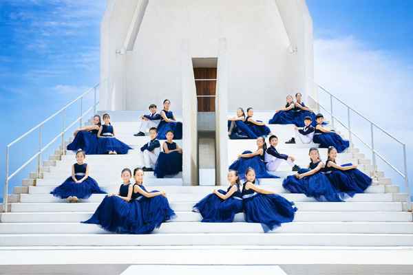 天使童声合唱团翻唱《 你好，李焕英》插曲《萱草花》 天籁治愈童声传递爱与温暖