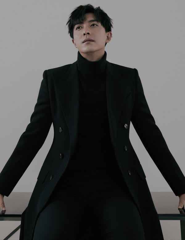 李佳航 | 抱诚守真 安步当车