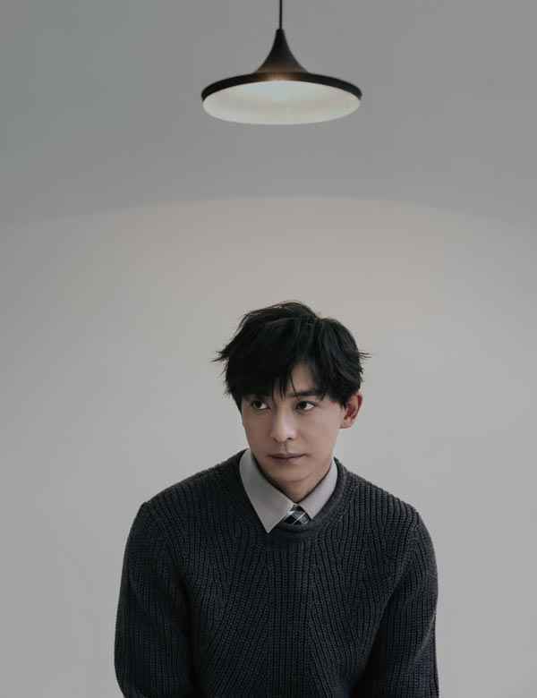 李佳航 | 抱诚守真 安步当车