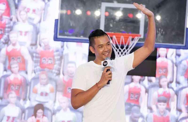 《周游记》陈建州爆料乐坛秘密,周董说出自己早年的尴尬事情