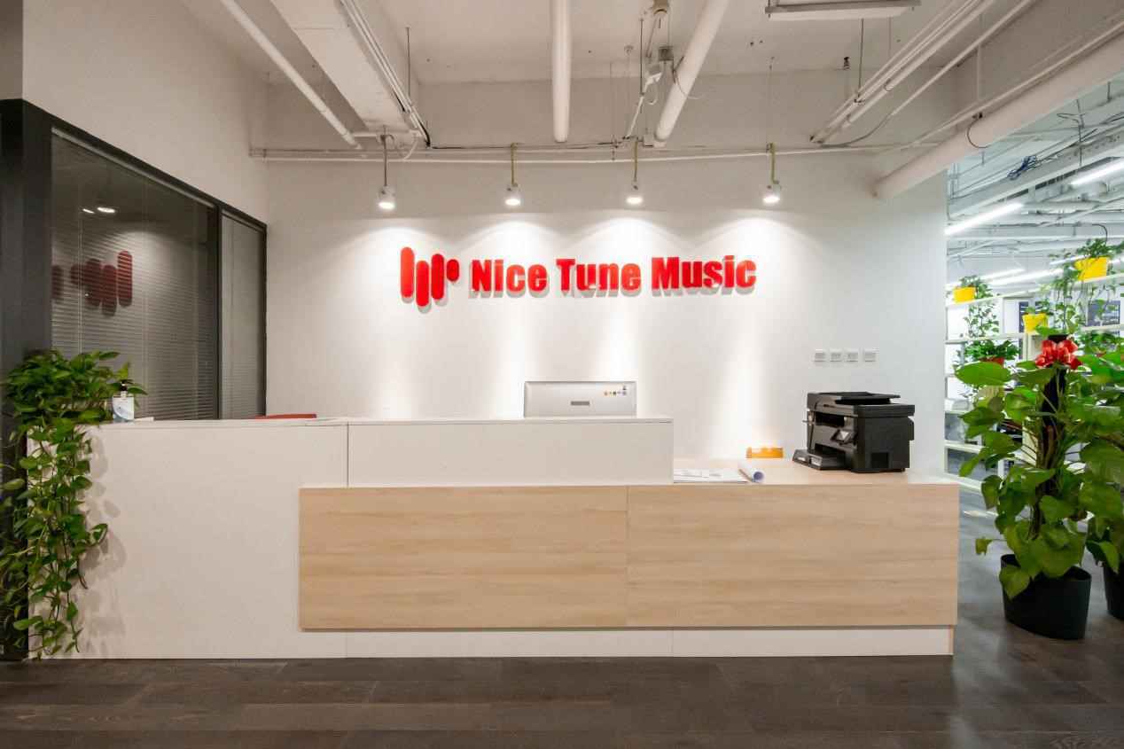 好听音乐首届空军飞行战歌征集活动歌曲获奖