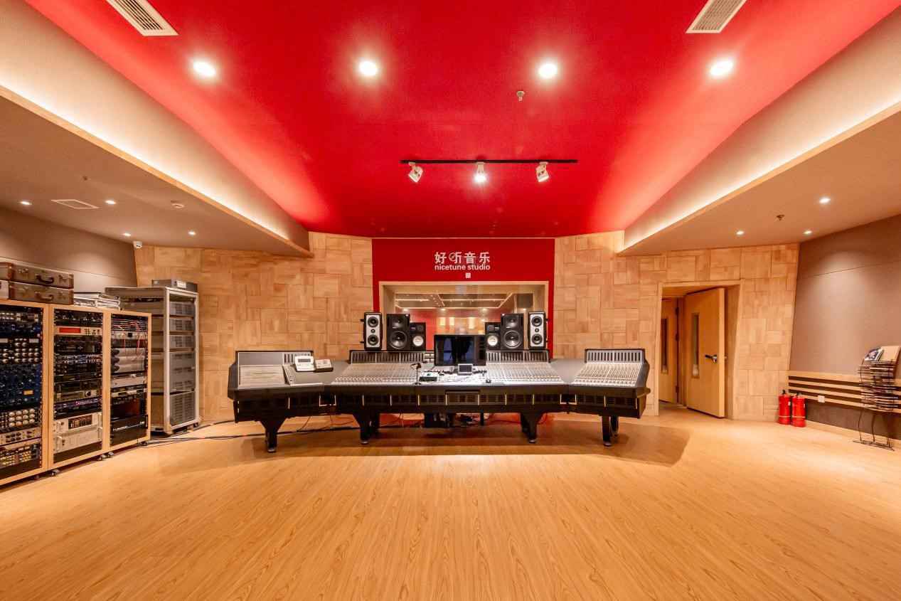 好听音乐首届空军飞行战歌征集活动歌曲获奖