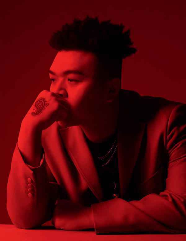 艾福杰尼的“卧底日记”