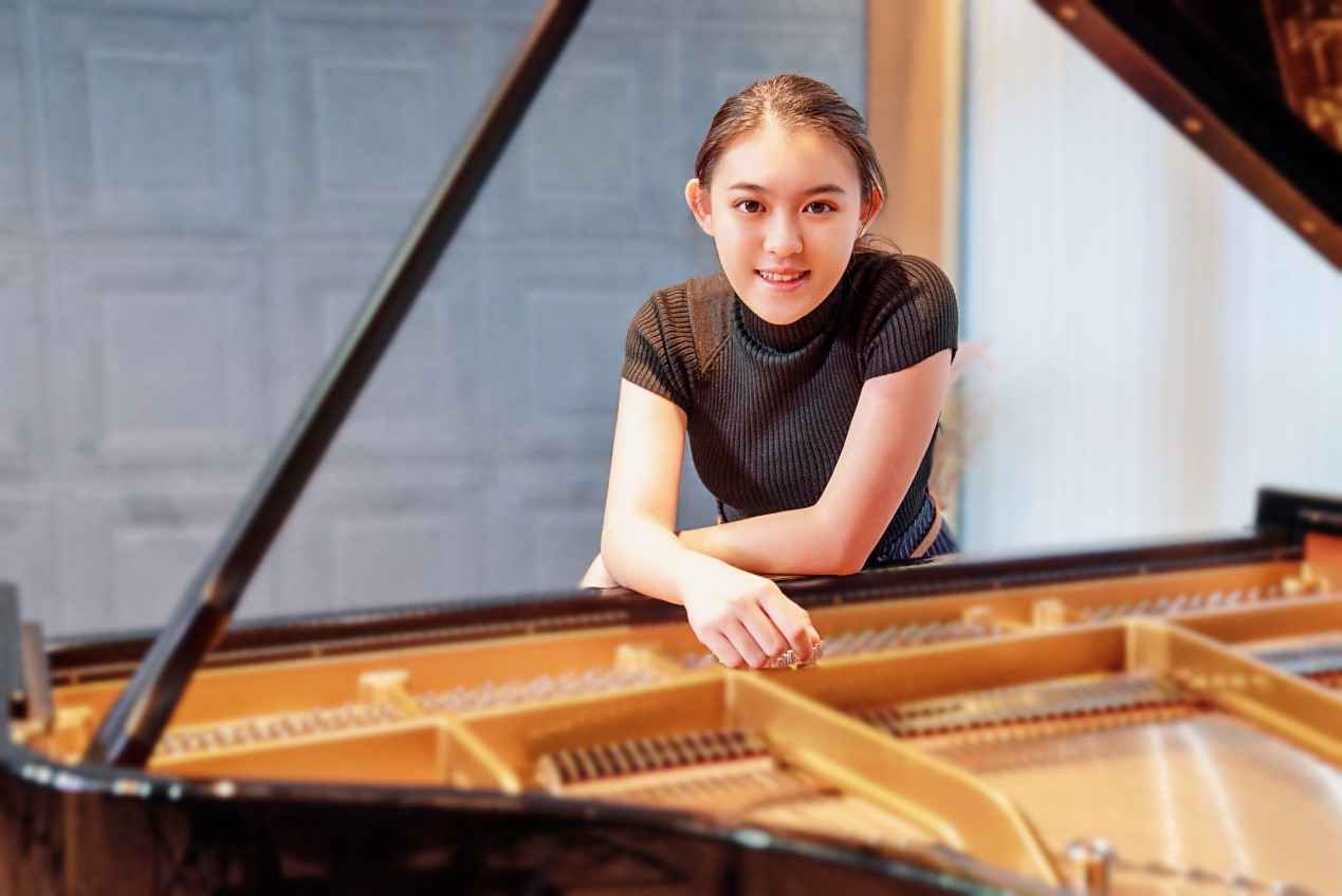 新生代钢琴家廖偲婕收获国际大奖 创作实力同样引人关注