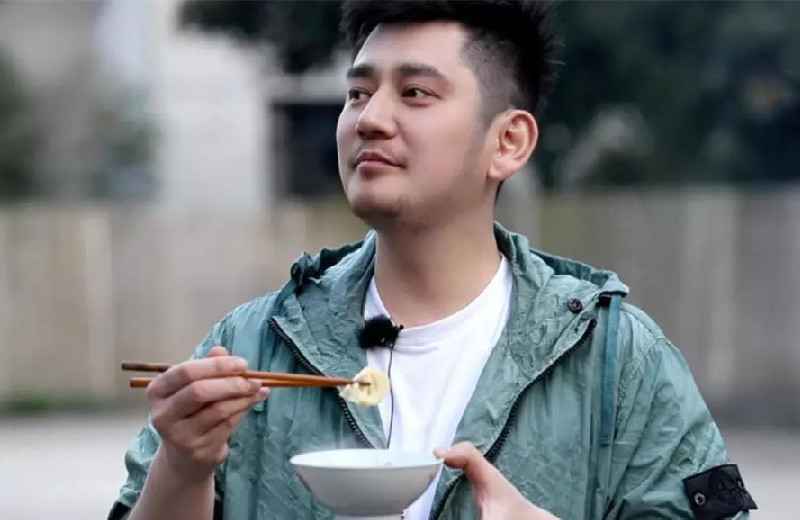 《天天向上》兄弟们一起聚餐,场面温馨!瘦下来的钱枫又胖了?