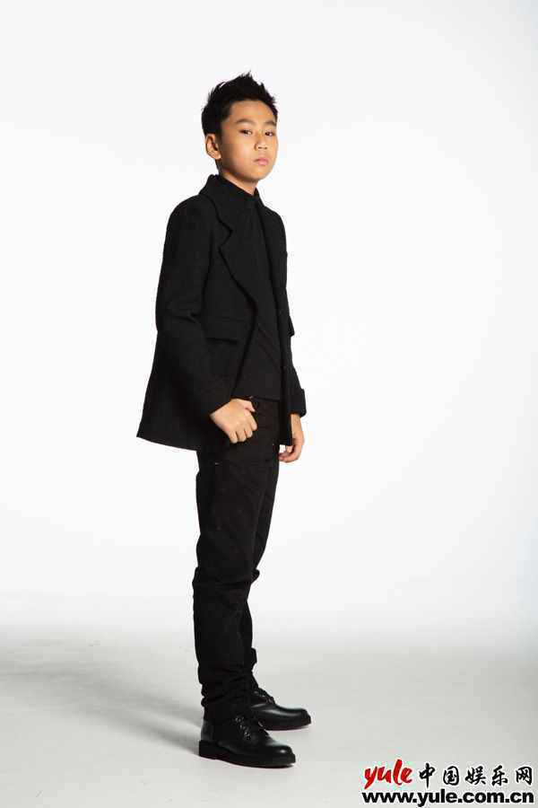 EC一平1 EC一平献唱动漫《长剑风云》青春推广曲 拉开热血大幕