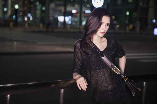 阿朵新单《选择原谅》温暖来袭 与己对话传递爱的力量