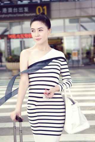 薛之谦世界巡演首站北京正式开唱 摩天大楼终揭神秘面纱