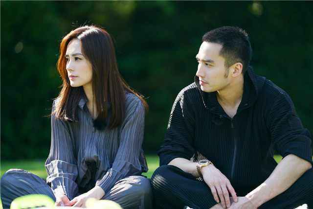 钟欣潼《爸妈学前班》变身“见习妈妈” 首期虐狗狂秀恩爱