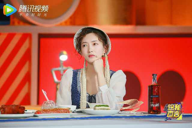 柳岩《恕我直言》自曝素颜出街无人识 孙坚称“前任把自己变红”