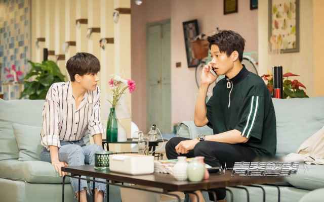 《青春警事》超能开播,“热血警探”魏大勋邂逅“睡美人”焦俊艳