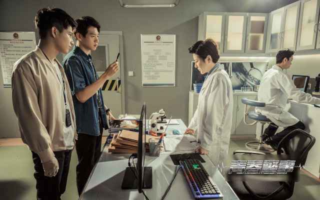 《青春警事》超能开播,“热血警探”魏大勋邂逅“睡美人”焦俊艳