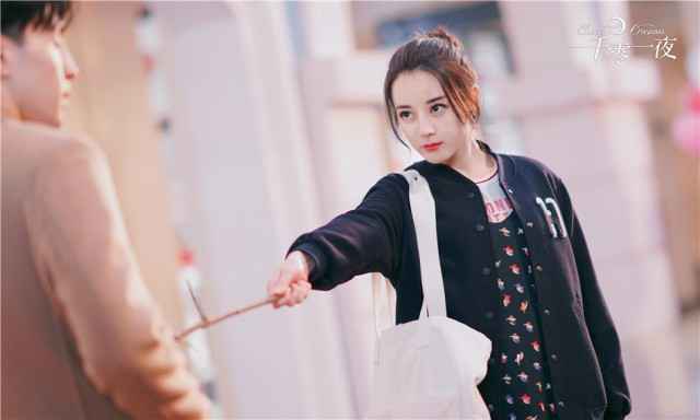 《一千零一夜》首周收视领跑暑期剧集 “花样夫妇”甜度升温