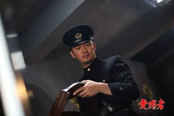 芦芳生《爱国者》有颜有脑演技炸裂 网友：竟然被大反派圈了粉