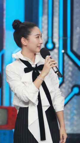 制霸大小荧屏！陶昕然《天天向上》辛辣演绎女Boss飙“眼”技