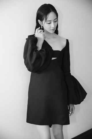 电影《爵迹2》主题曲上线 张靓颖深情献唱《就算》