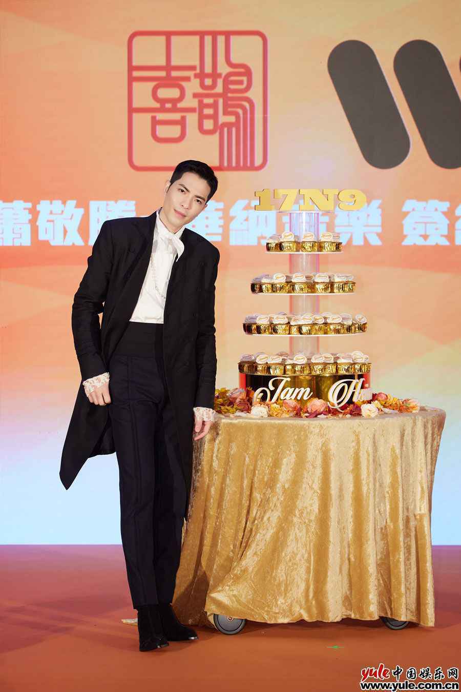 「金曲歌王」萧敬腾与华纳音乐携手宣布四度续约!