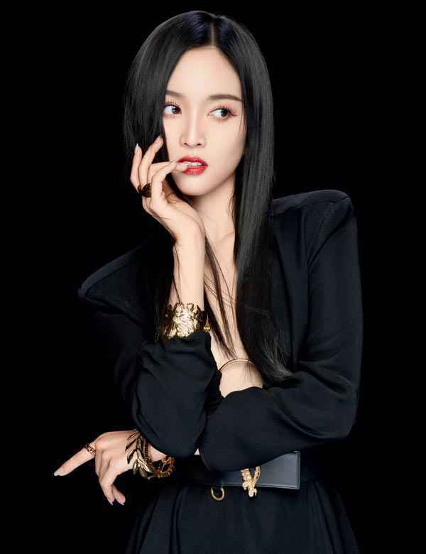 吴宣仪 | 稚嫩褪去 成熟未满