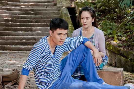 《幸福照相馆》郑伊鸣：叛逆不过是他的保护色