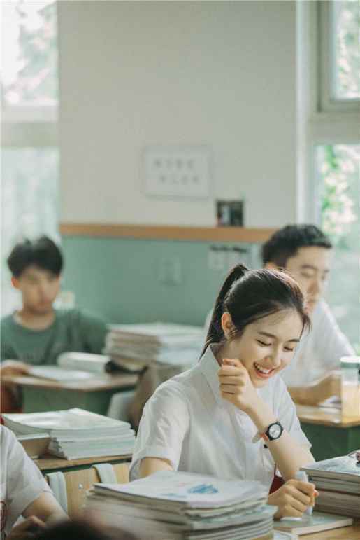 李兰迪《别想打扰我学习》重回高三 热血奋战上演青春逆袭