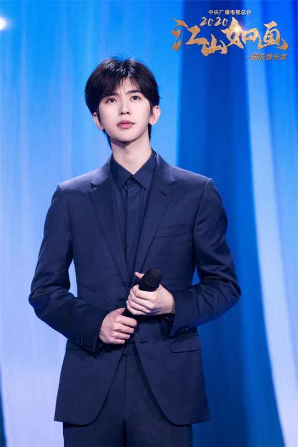 偶像的力量应该来自于作品，舞台型音乐人蔡徐坤的口碑与实力