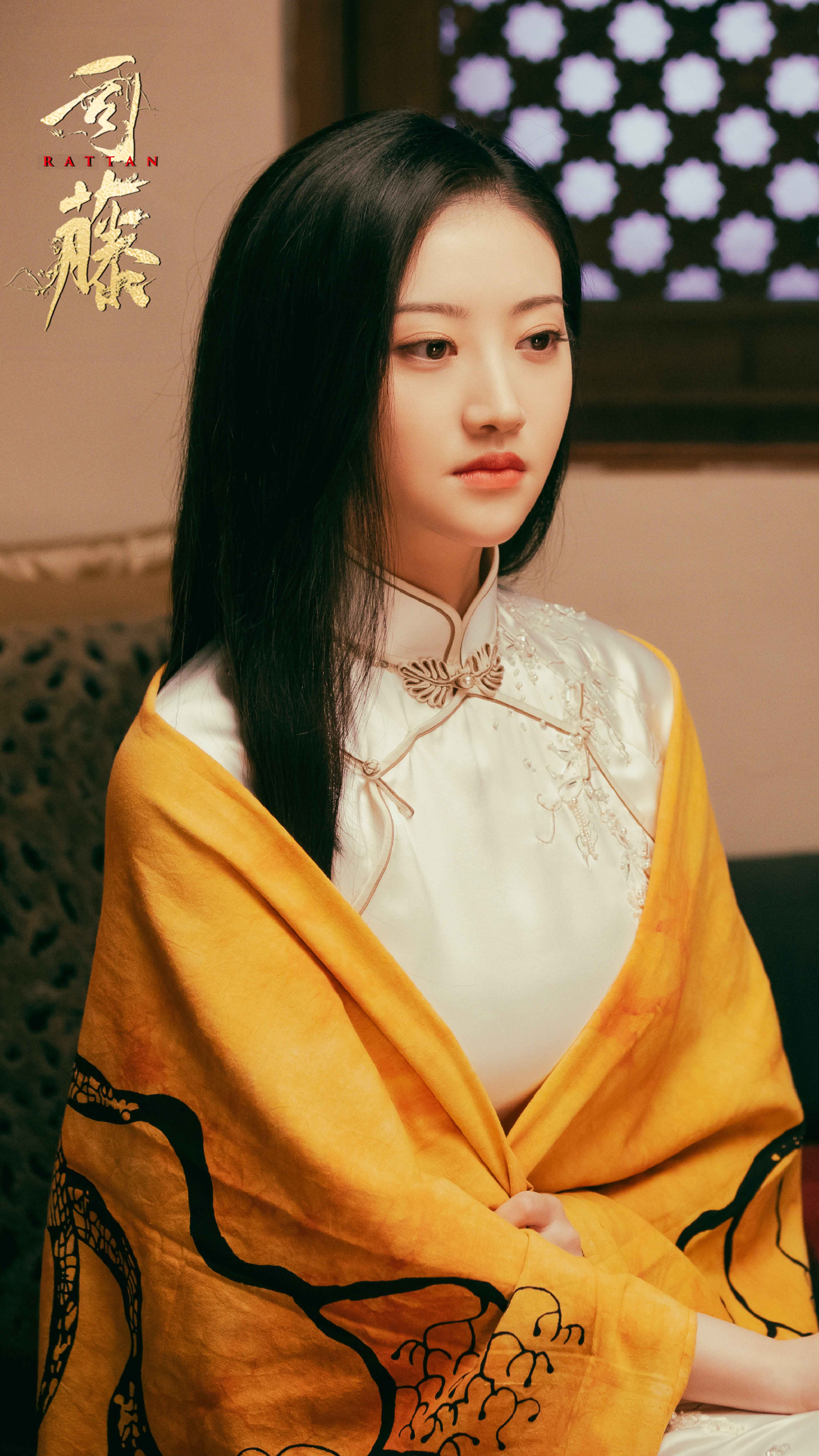 《司藤》曝景甜《千万勇敢》MV 以情动人尽显剧集爆款品相