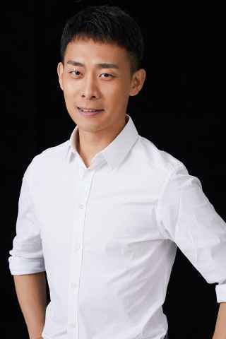 张译独唱全军征兵曲 为征兵打call获人民日报肯定