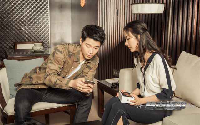 《青春警事》曝“超能男友”花絮 焦俊艳魏大勋组CP甜蜜升级