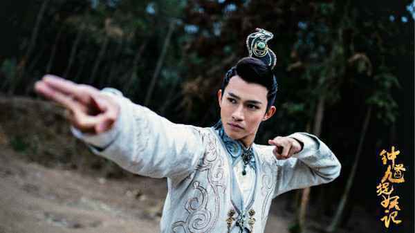 李子峰《媚者无疆》定档曝海报 两剧连播开启“屏霸 ”模式