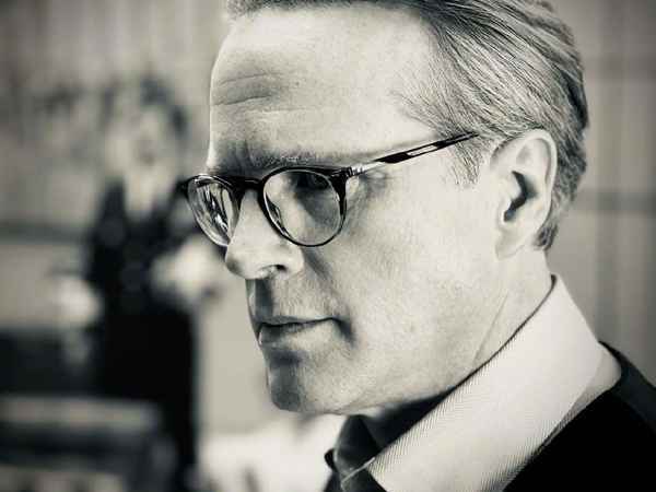 《碟中谍7》曝新角色剧照 导演迈考利此前分享阿汤哥奔跑照