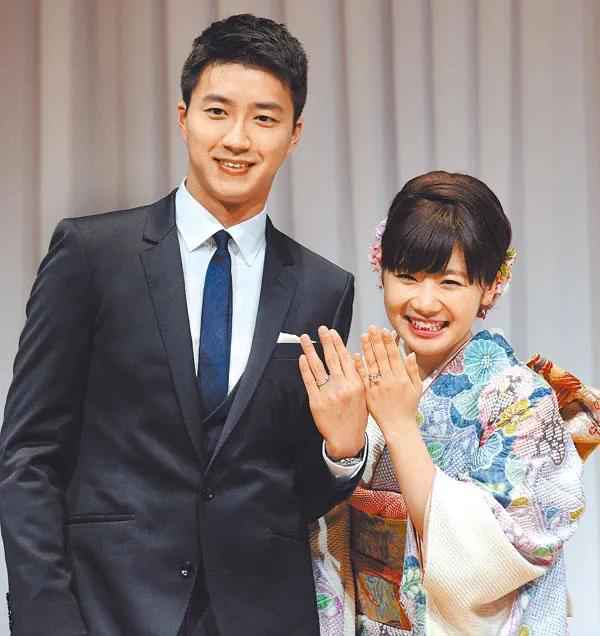 福原爱出轨之后,拒绝江宏杰面谈请求,文化排异撕碎“模范夫妻”