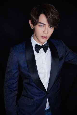 Awaken-F首单48小时破百万 觉醒第一男团获“人气黄金单曲”